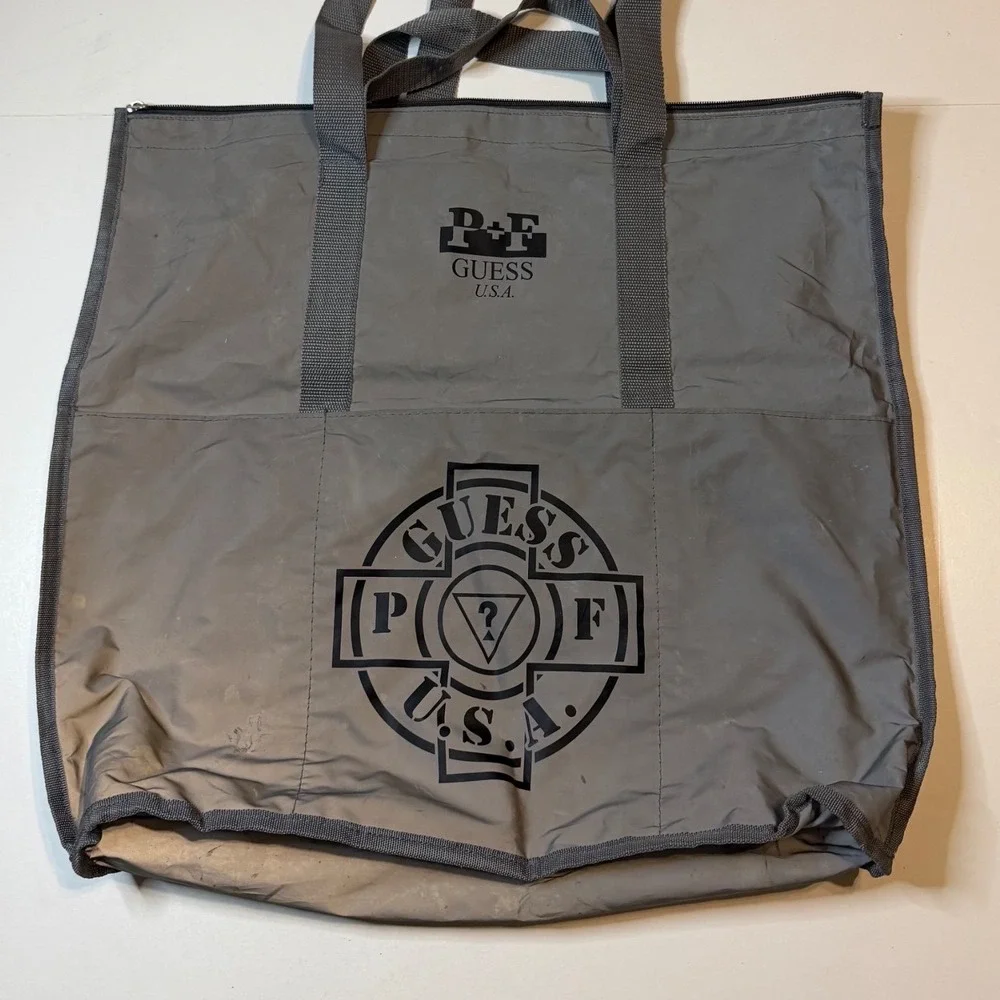 Guess USA x Places + Faces Reflective Tote Bag Grey Streetwear P+F Jumbo Zip Top